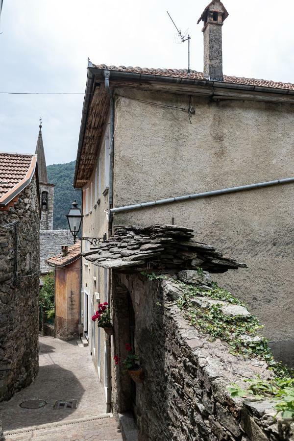 Ostello Di Germagno Omegna Kültér fotó